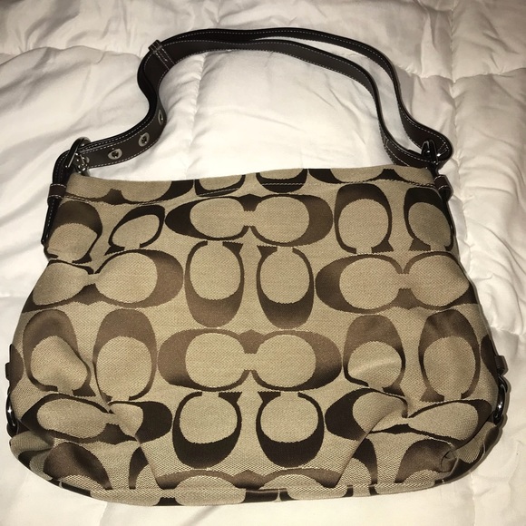 🎉SOLD🎉 Authentic Coach Bag (medium size) - Picture 2 of 8